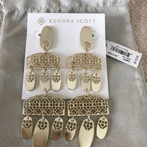 NWT Kendra Scott Emmet Earrings